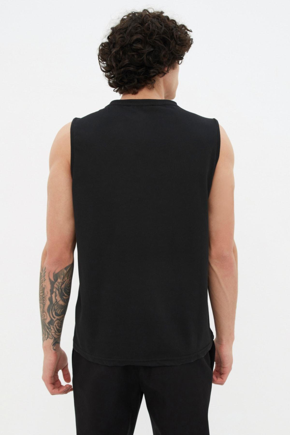 Black Crew Neck Camisole, , large image number 4