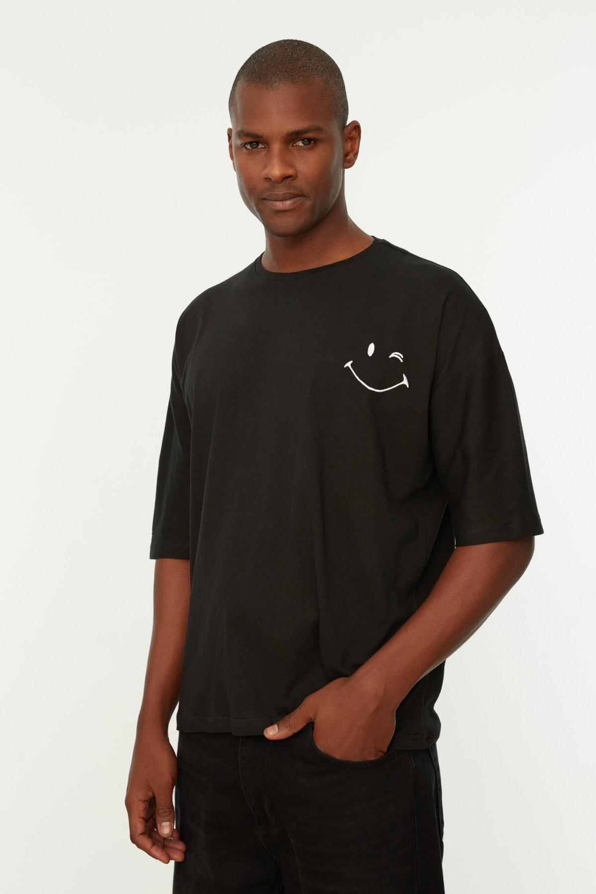 Black Oversize Graphic T-Shirt, , large image number 0