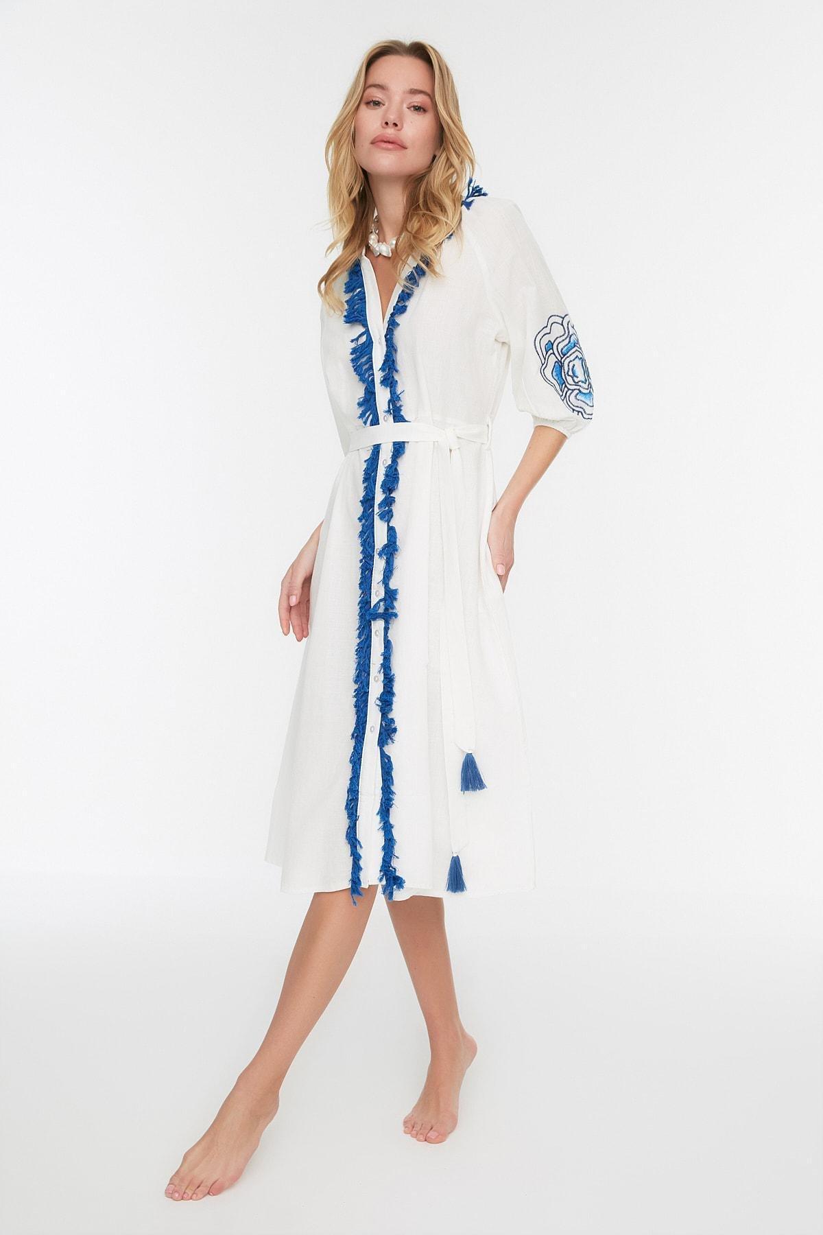 White Shift V Neck Dress, , large image number 0