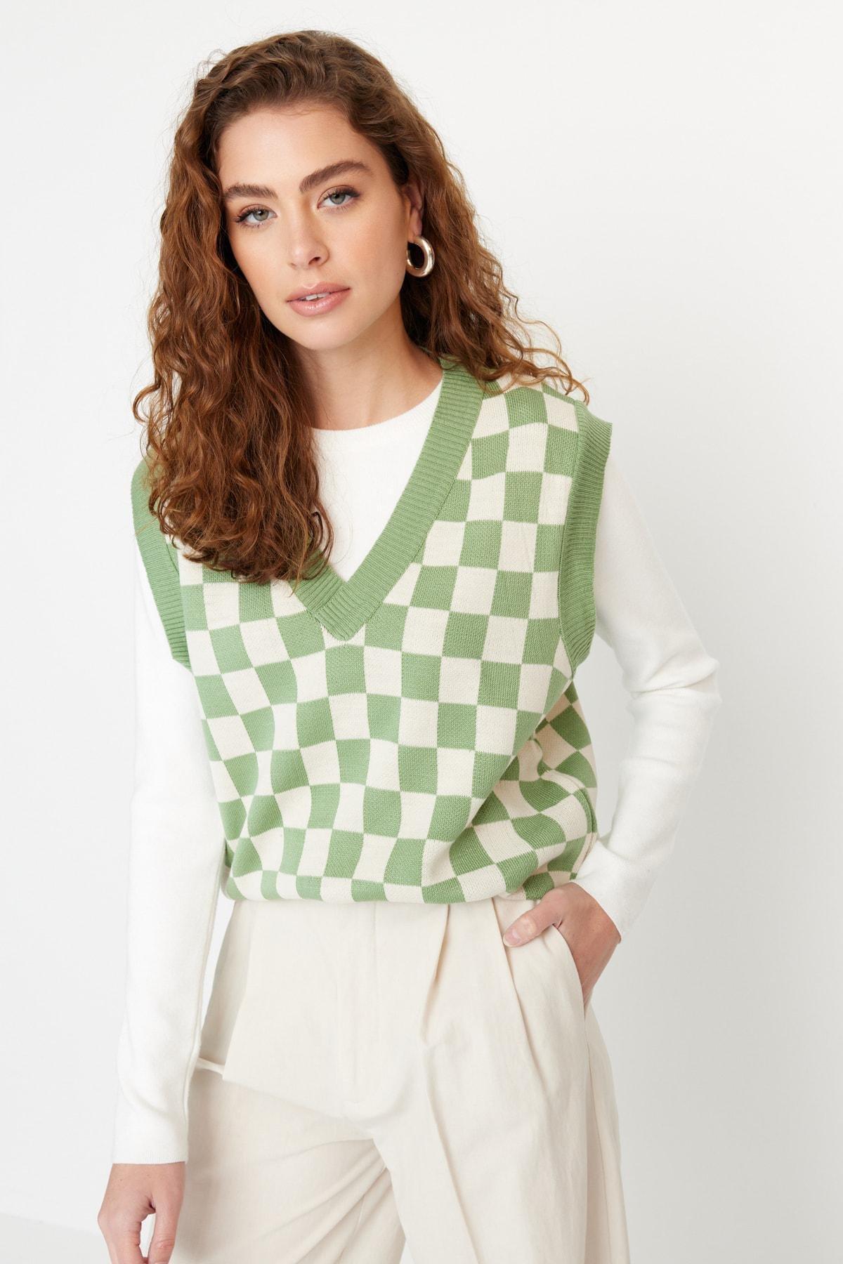 Green Plaid Sweater Vest, C101_7012, large image number 11