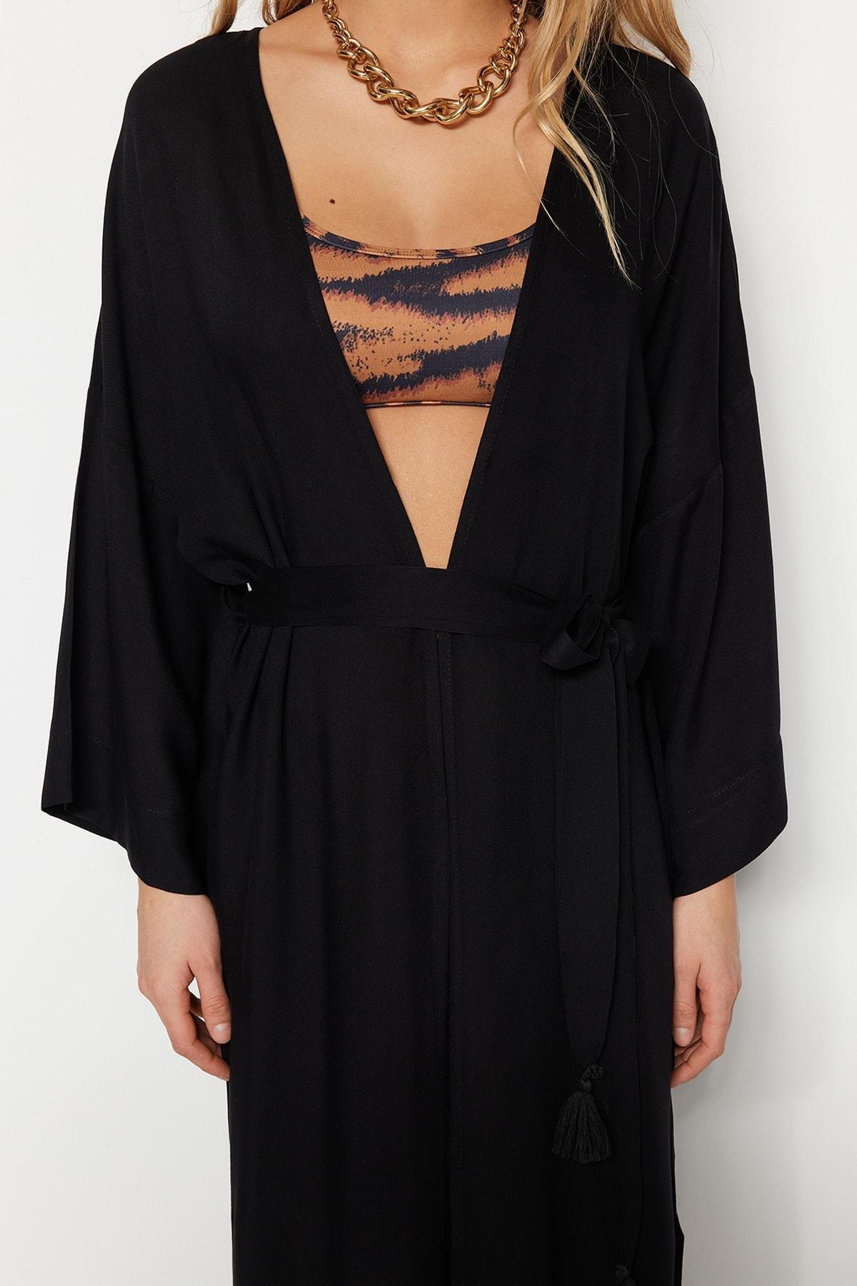 Black Paisley V-Neck Caftan, , large image number 3