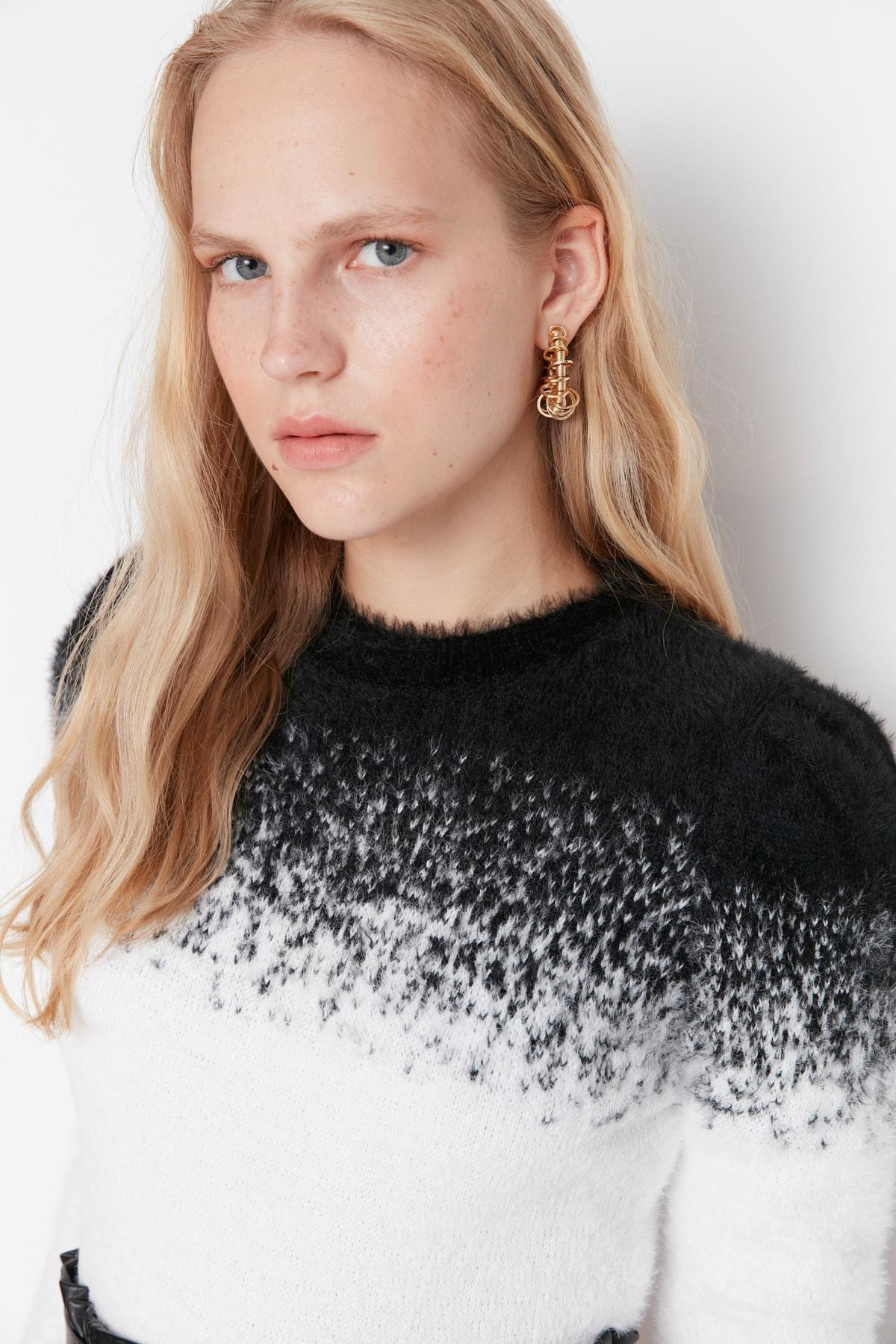 Black Crew Neck Sweater, , large image number 2