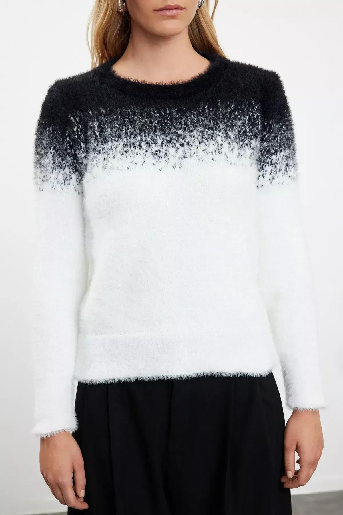 Black Crew Neck Sweater, , large image number 4
